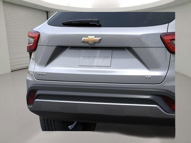 New 2026 Chevrolet Trax LT w/ Driver Confidence Package image 14