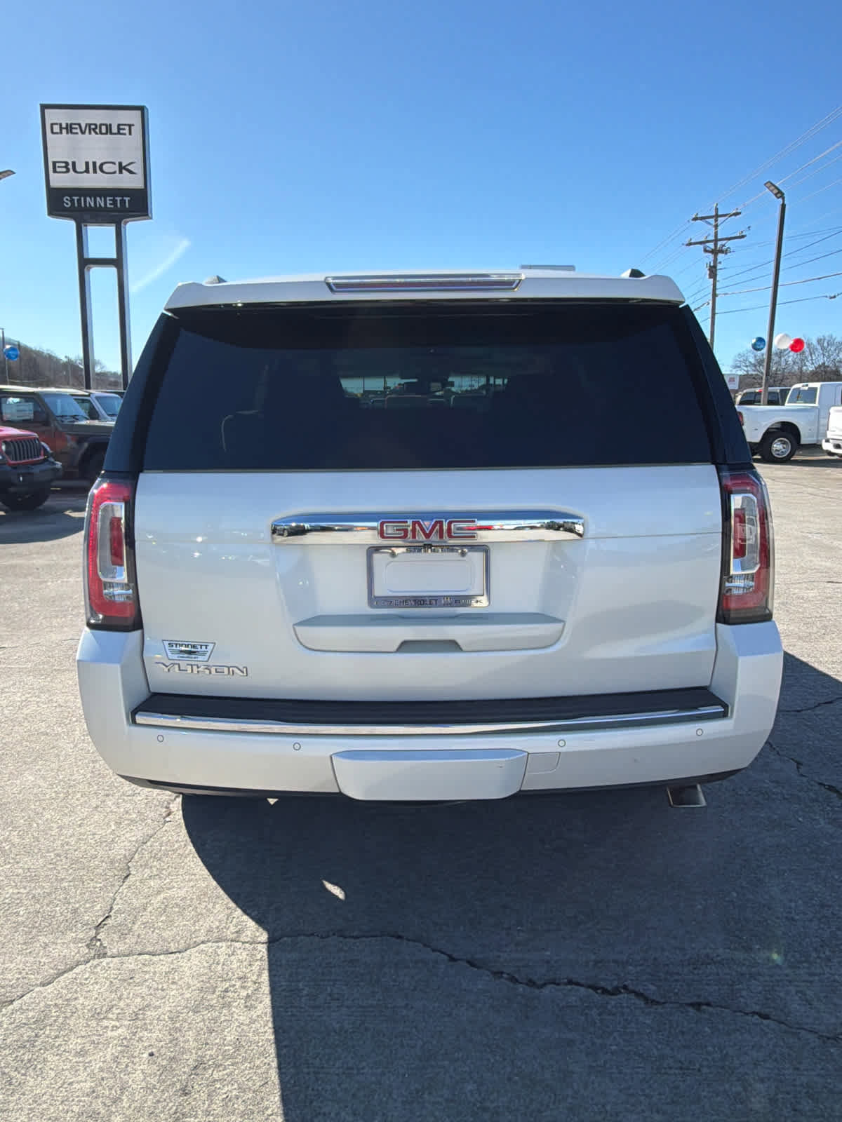 Used 2015 GMC Yukon Denali w/ Premium Package image 7