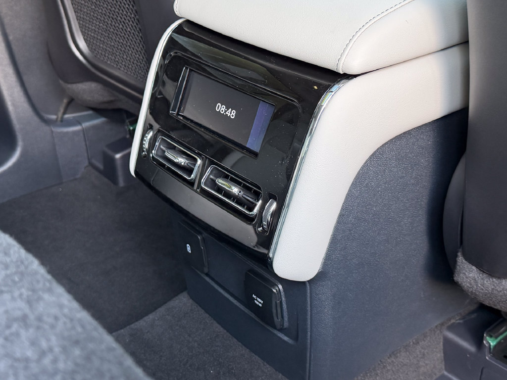 New 2027 Lincoln Aviator AWD w/ Jet Appearance Package image 14