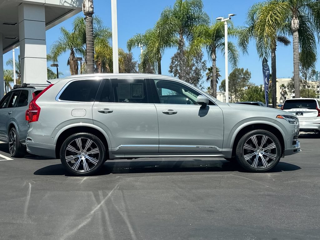 Certified 2024 Volvo XC90 T8 Plus AWD/4WD image 6