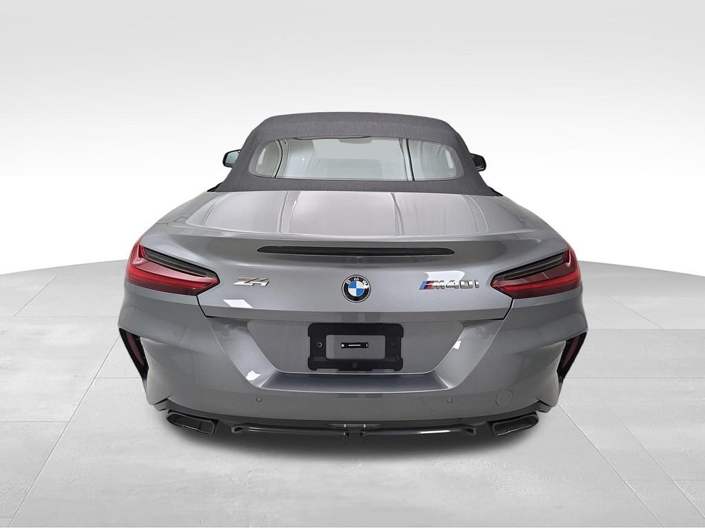New 2026 BMW Z4 M40i w/ Premium Package RWD image 9