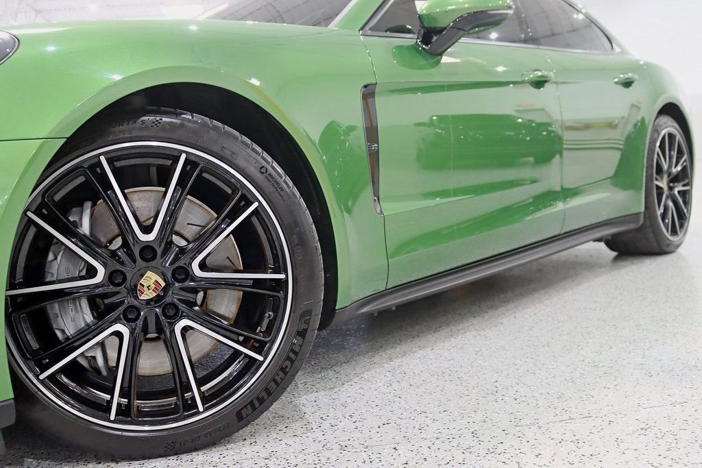 Used 2020 Porsche Panamera 4 image 4
