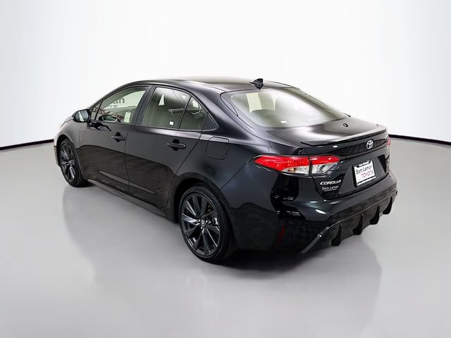 Used 2024 Toyota Corolla SE FWD image 5