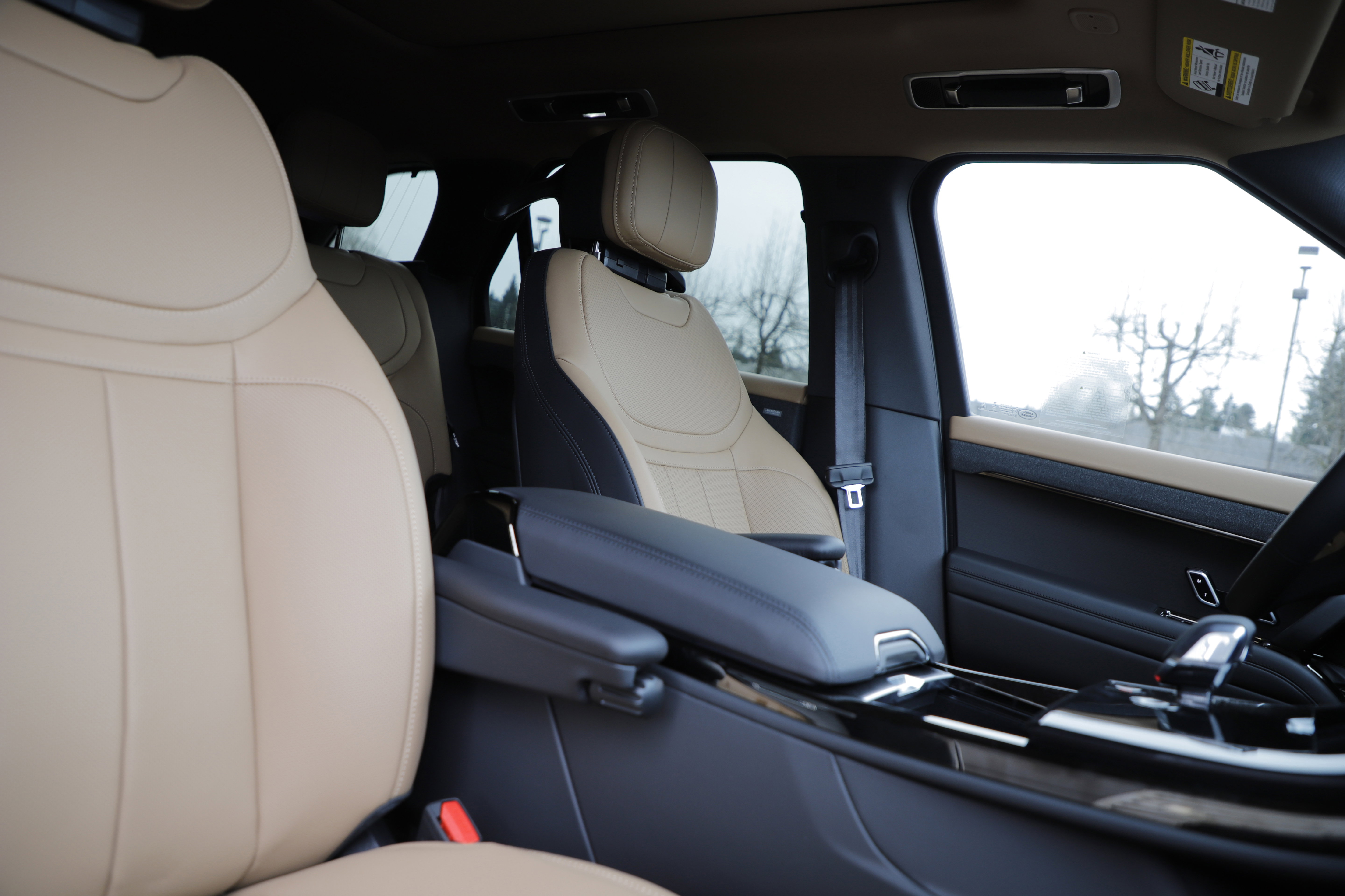 New 2026 Land Rover Range Rover Sport Dynamic SE AWD/4WD image 10