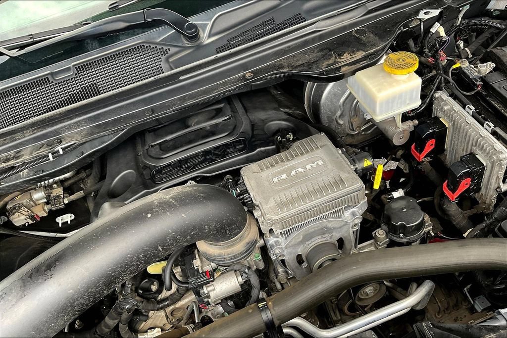 Used 2021 RAM 1500 Laramie w/ Sport Appearance Package AWD/4WD image 31