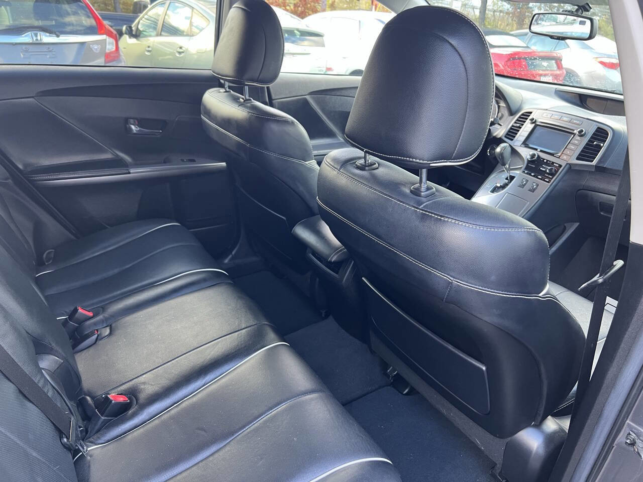 Used 2015 Toyota Venza XLE w/ XLE Premium Package image 13