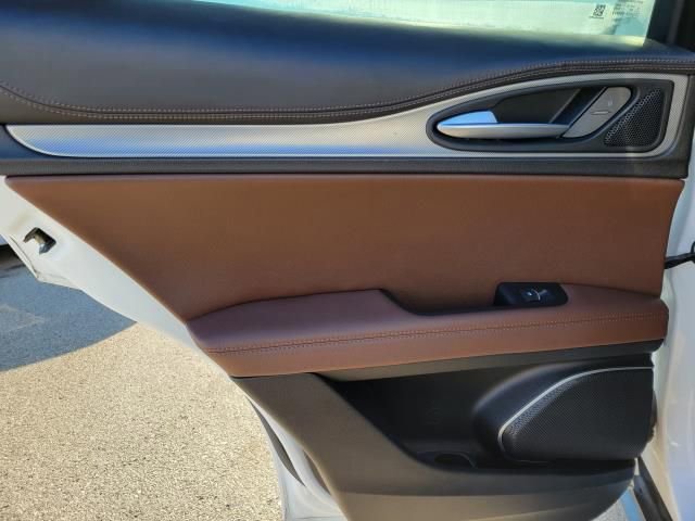 Used 2019 Alfa Romeo Stelvio Ti Sport w/ Quick Order Package 22S Sport image 11