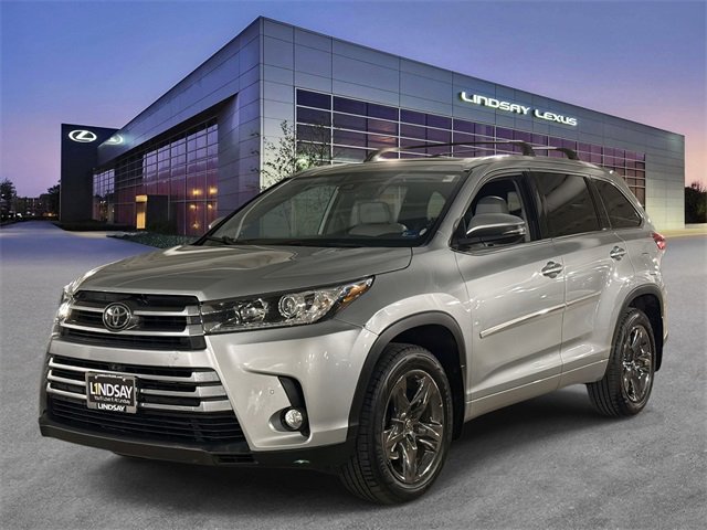 Used 2017 Toyota Highlander Limited Platinum