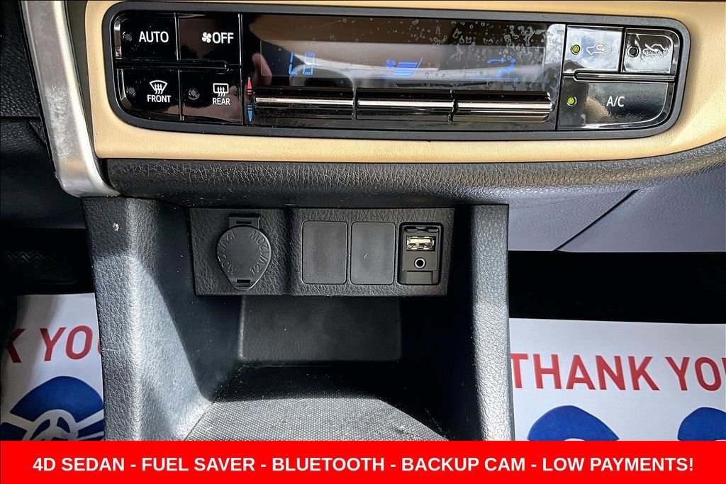 Used 2017 Toyota Corolla LE image 15