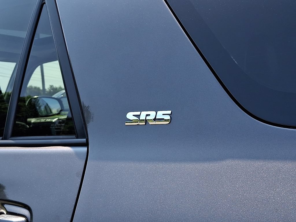 Used 2018 Toyota 4Runner SR5 Premium AWD/4WD image 30