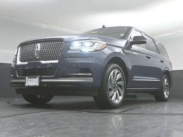 Used 2023 Lincoln Navigator Reserve image 40
