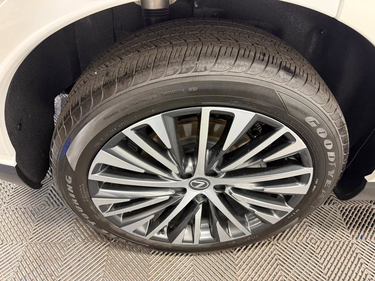 Used 2025 Lexus RX 350 Premium Plus w/ Convenience Package image 39