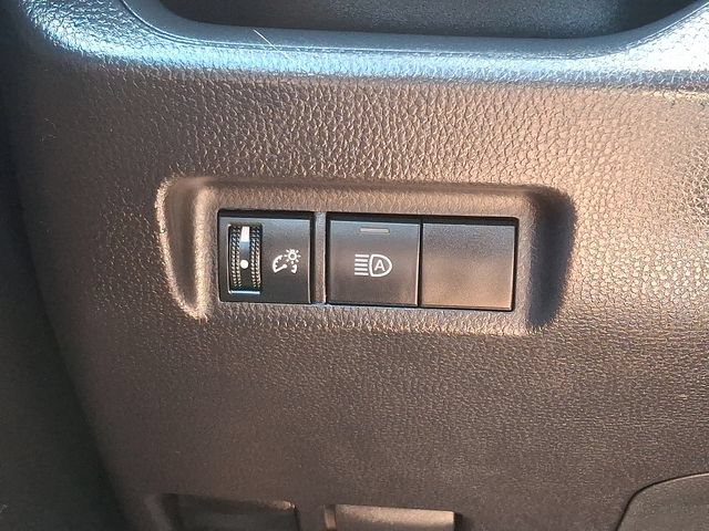 Certified 2025 Toyota RAV4 XLE AWD/4WD image 17