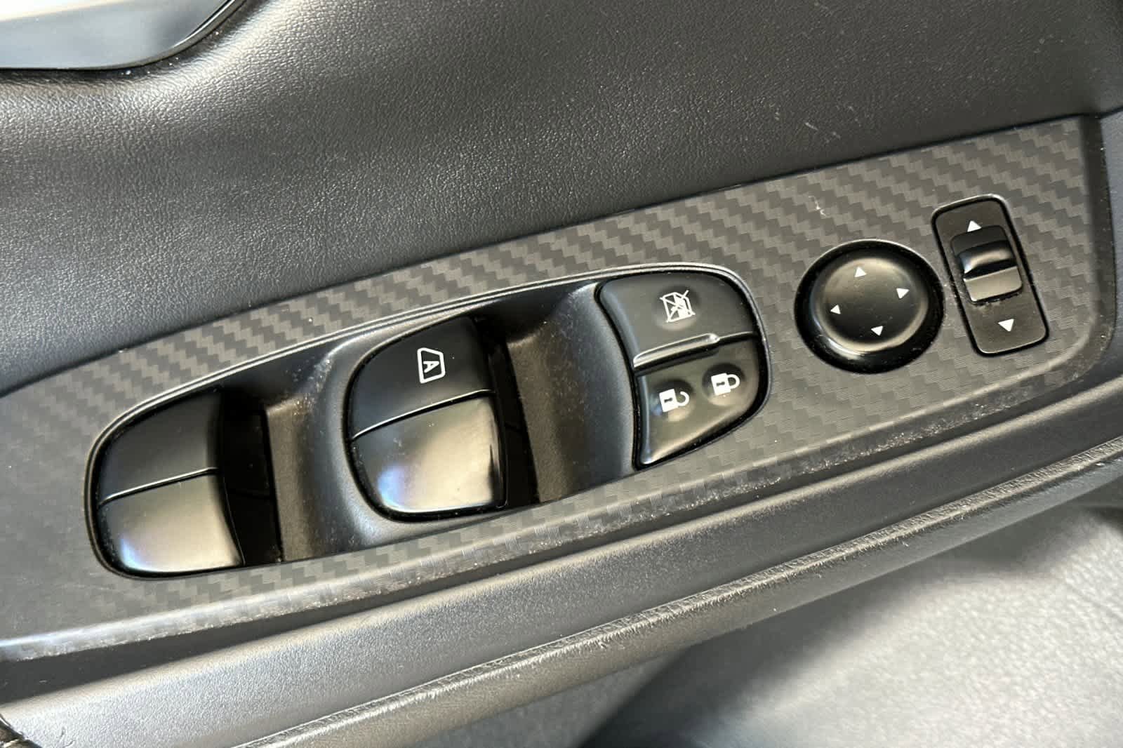 Used 2020 Nissan Sentra SV FWD image 13