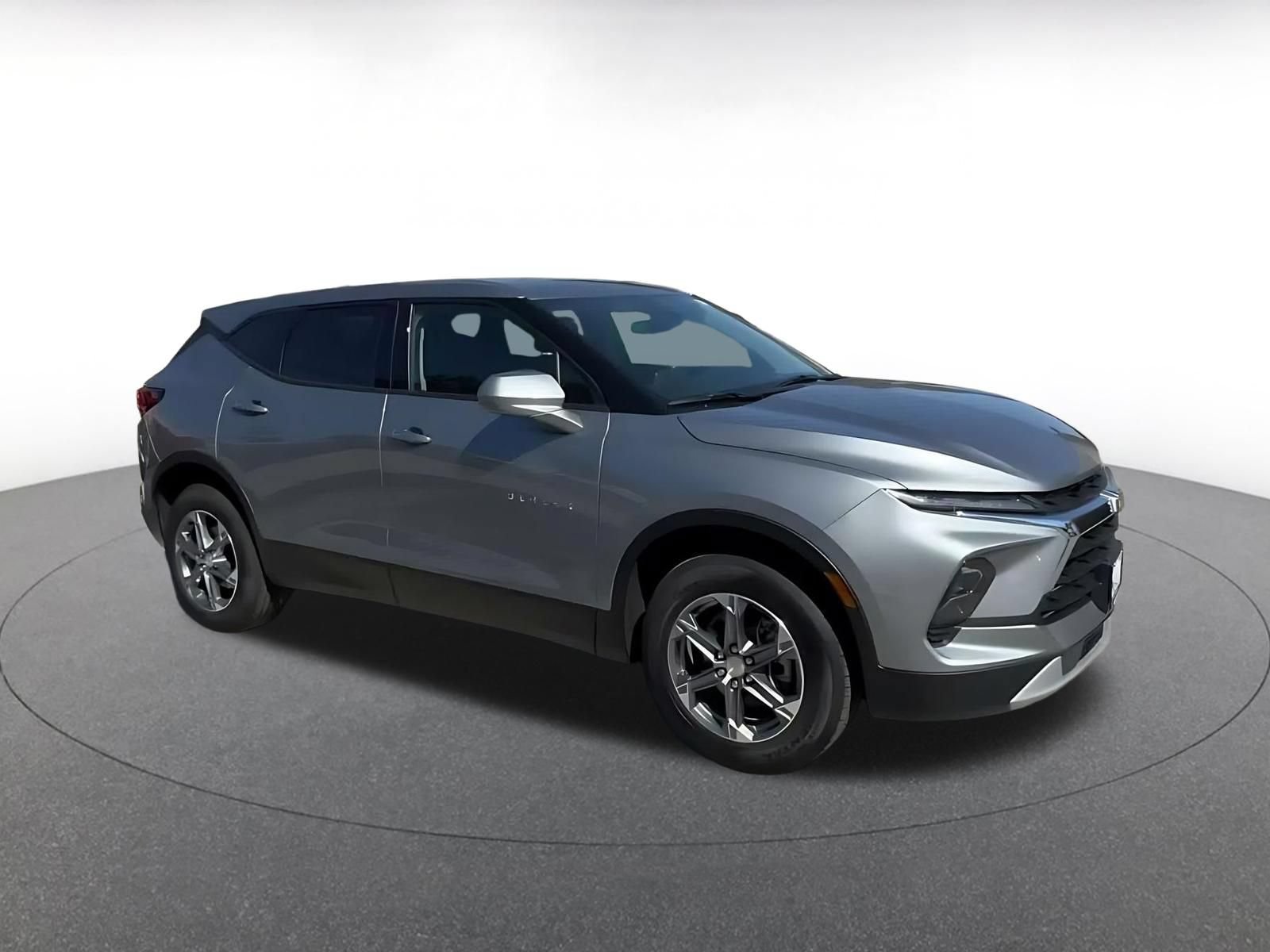Used 2026 Chevrolet Blazer LT FWD video 2