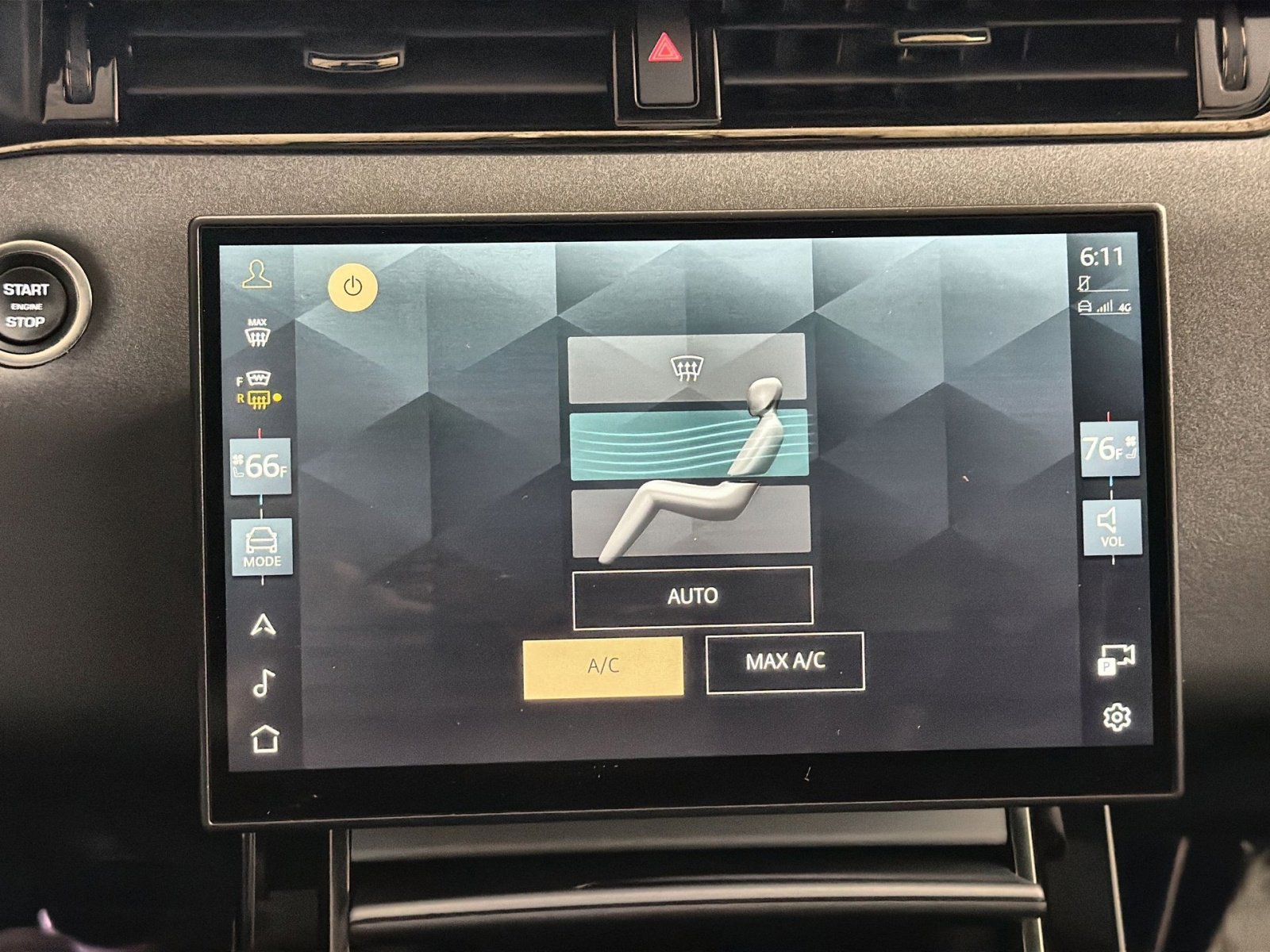 Used 2024 Land Rover Range Rover Evoque S image 21