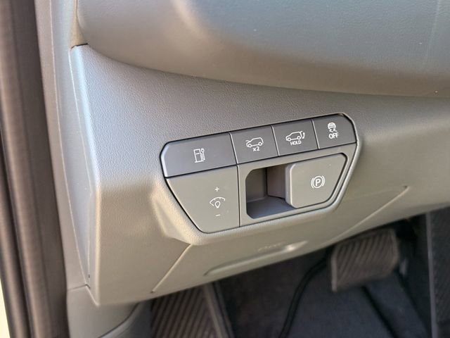 New 2026 Kia EV9 Land w/ Nightfall Edition Package image 12