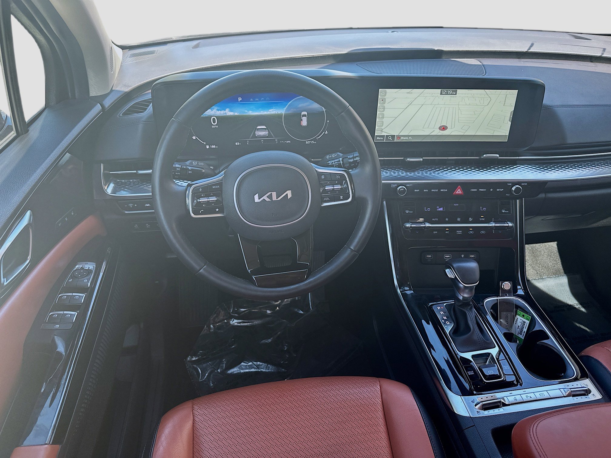 Used 2024 Kia Carnival SX Prestige image 22