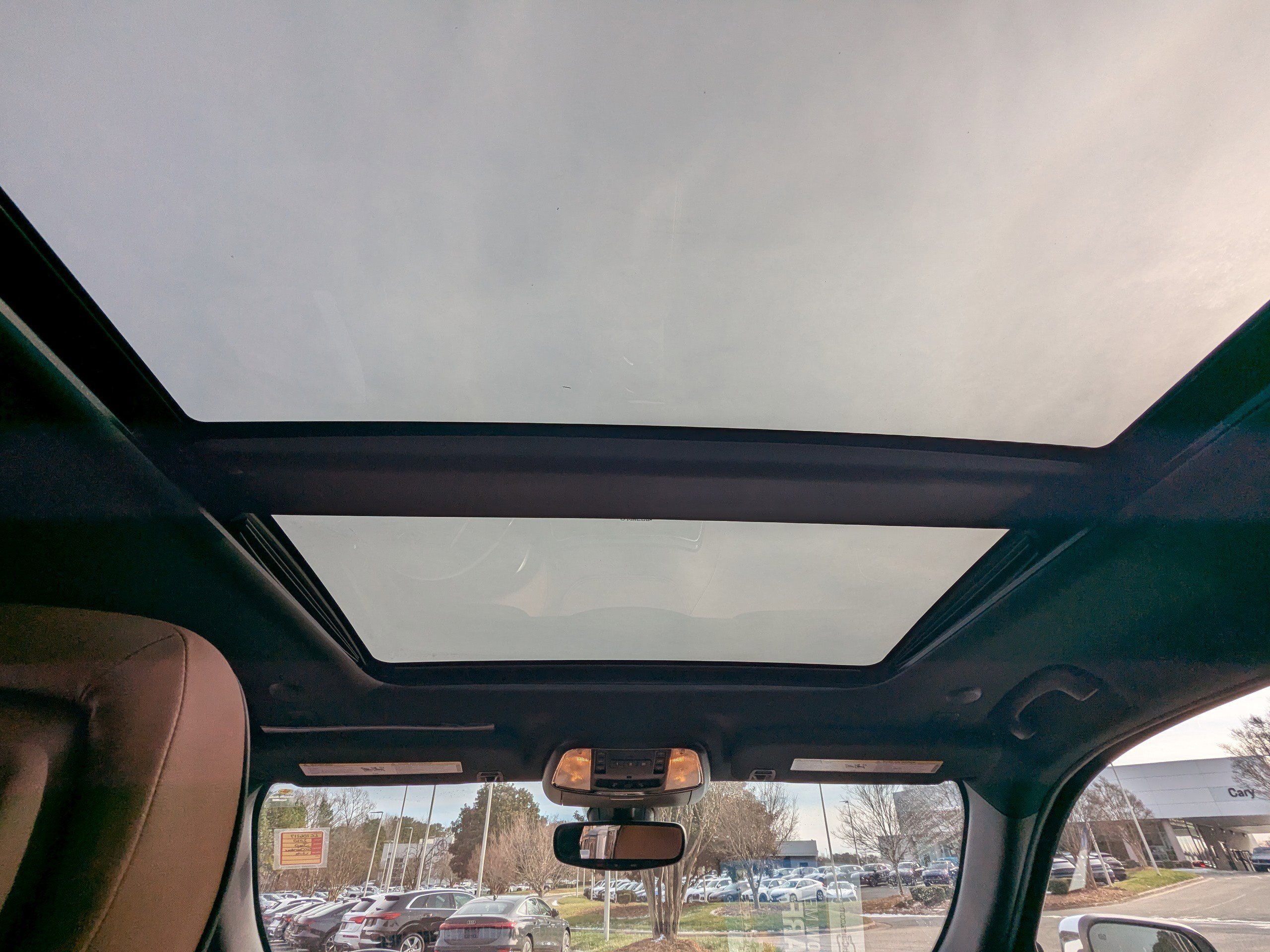 Used 2020 Jeep Grand Cherokee Overland image 13