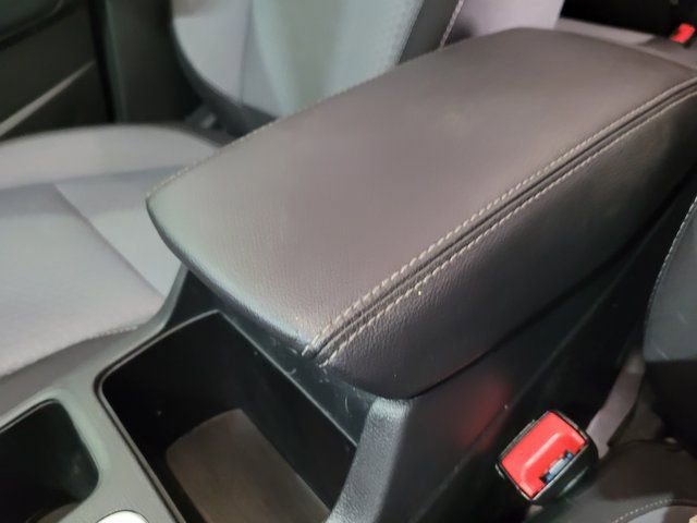 Used 2018 Ford Escape SE image 35