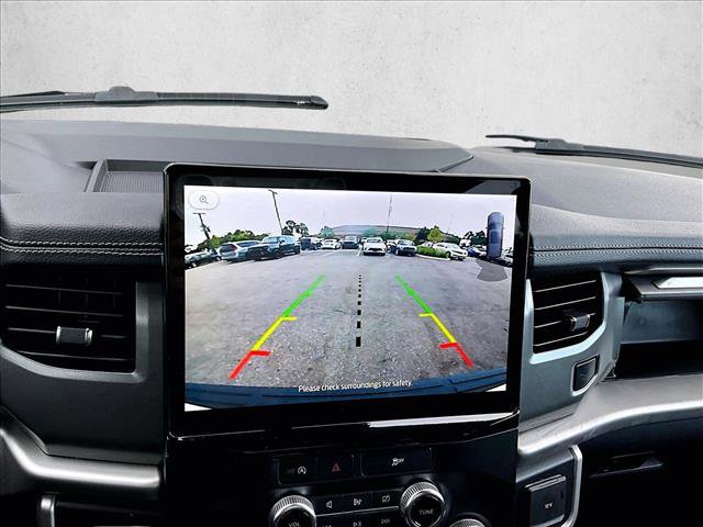 Used 2024 Ford Expedition XLT RWD image 21