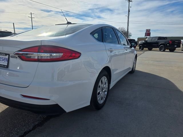 Used 2019 Ford Fusion S image 24