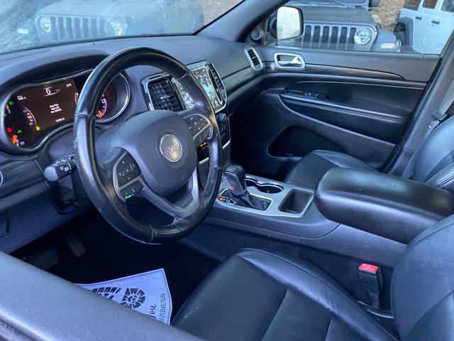 Used 2021 Jeep Grand Cherokee Laredo X AWD/4WD image 6