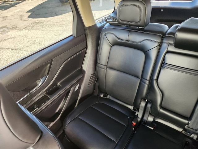 New 2025 Lincoln Corsair AWD w/ Equipment Group 101A image 13