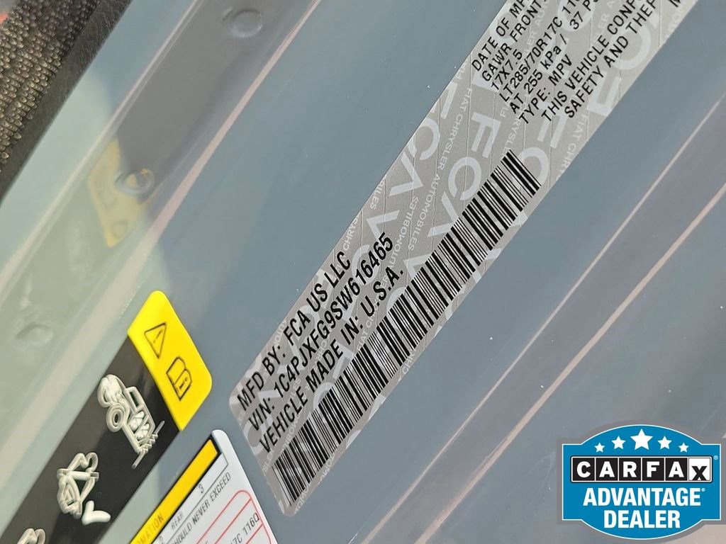 Used 2025 Jeep Wrangler Unlimited Rubicon w/ Steel Bumper Group image 52