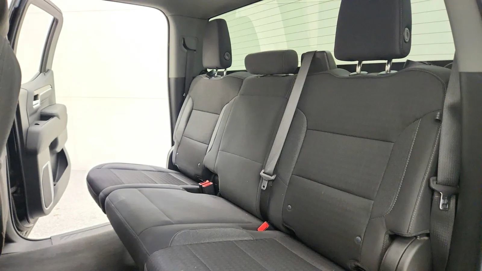 Used 2022 Chevrolet Silverado 1500 LT image 34