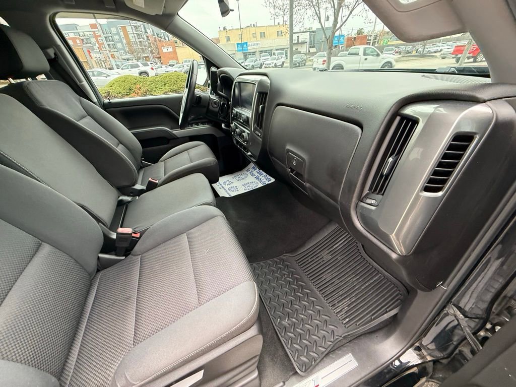 Used 2018 Chevrolet Silverado 1500 LT w/ LPO, Black Pack image 41