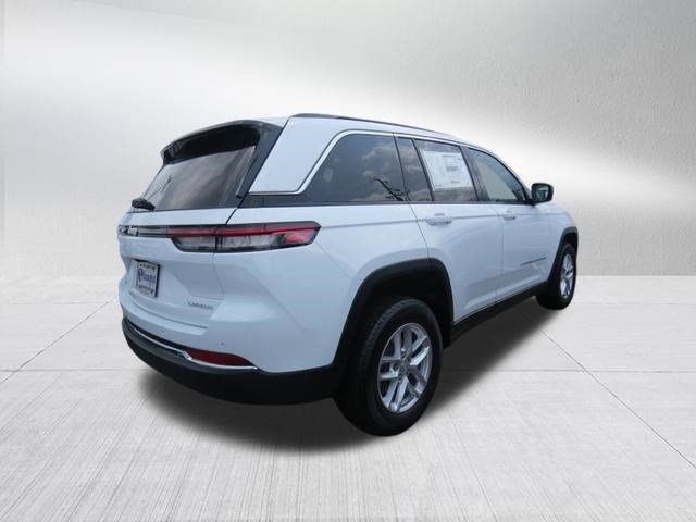 New 2026 Jeep Grand Cherokee Laredo RWD image 6