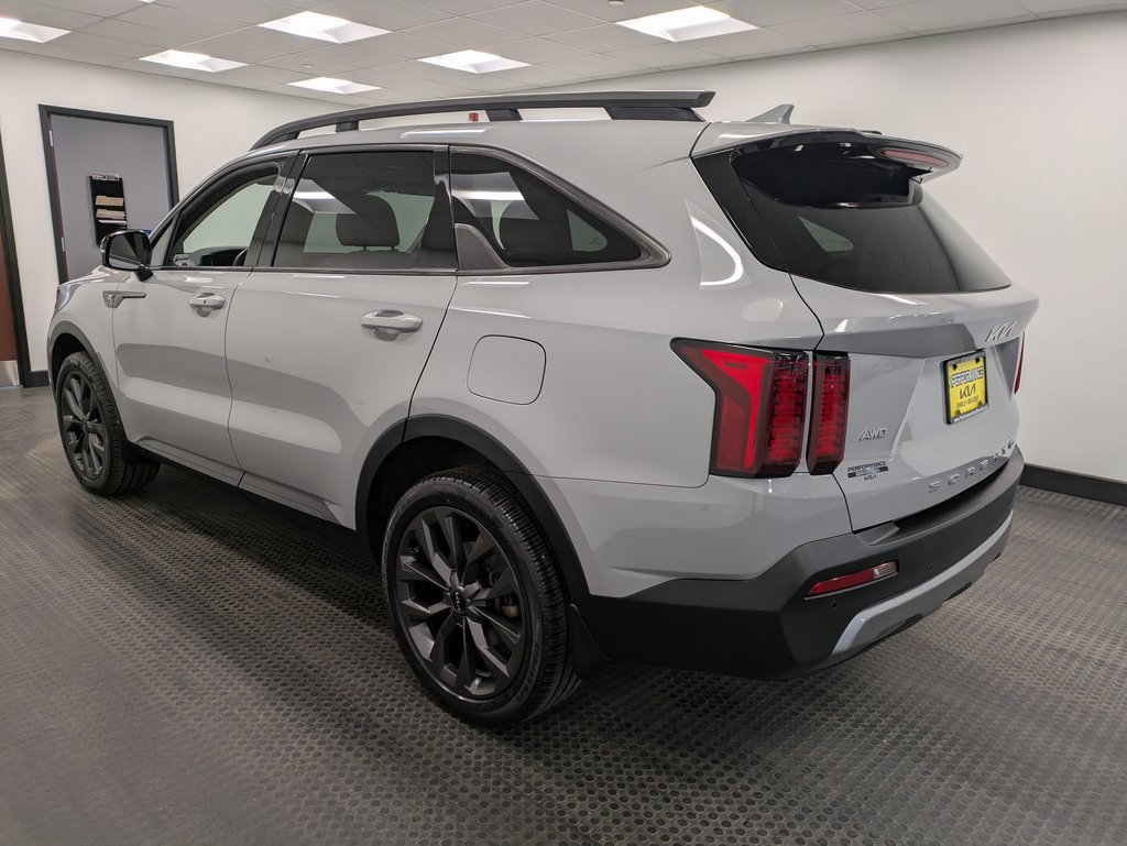 Certified 2022 Kia Sorento X-Line EX image 6
