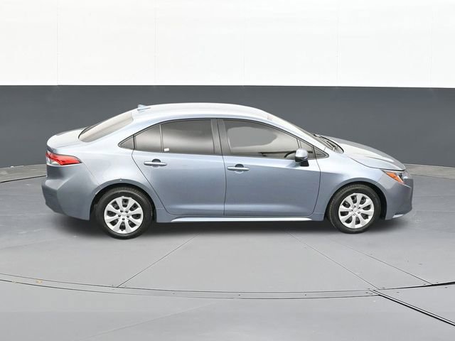 Used 2023 Toyota Corolla LE w/ Carpet Mat Package (TMS) image 57