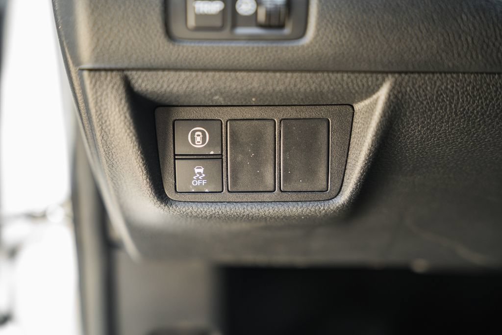 Used 2021 Honda Accord EX image 41
