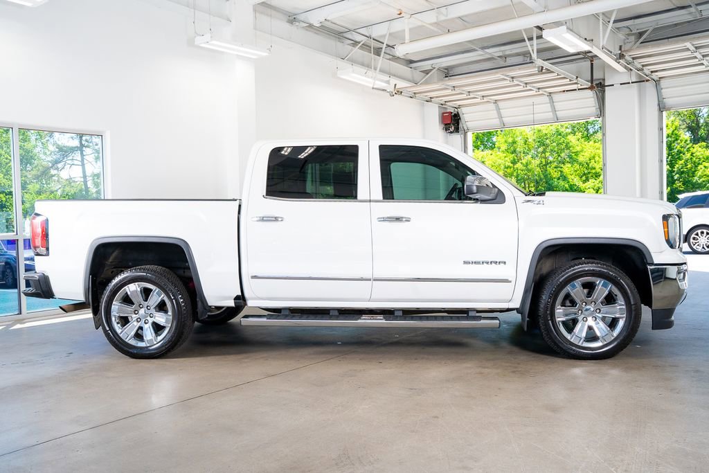Used 2018 GMC Sierra 1500 SLT AWD/4WD image 11