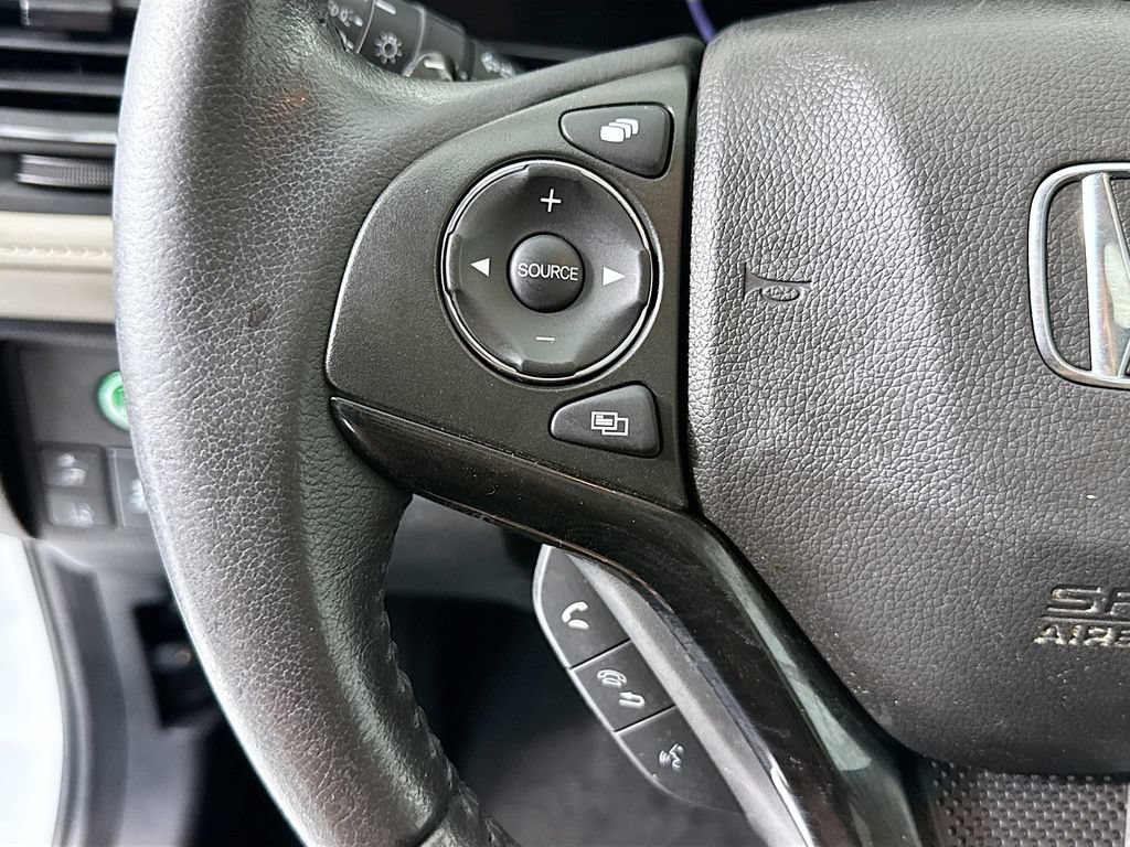 Certified 2019 Honda HR-V Touring image 11