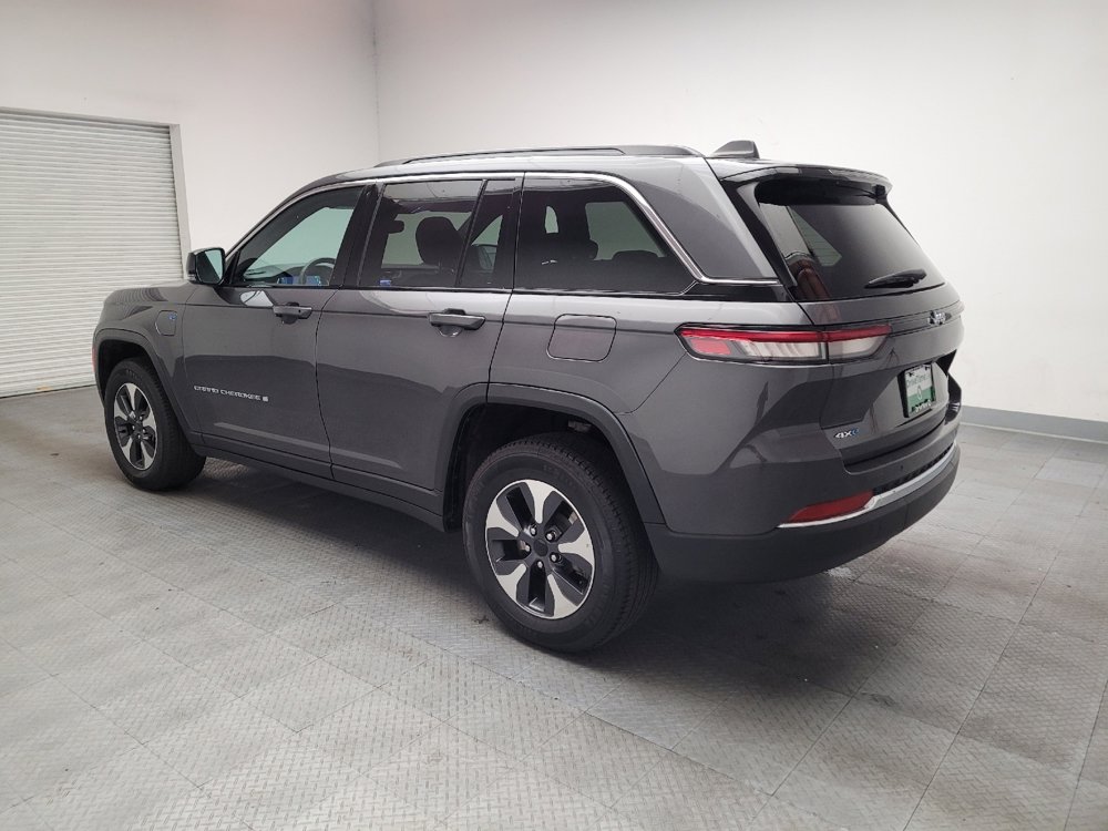 Used 2024 Jeep Grand Cherokee Limited 4xe image 3