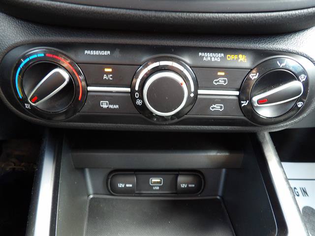 Used 2023 Kia Soul LX FWD image 22