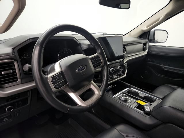 Used 2024 Ford Expedition XLT RWD image 18