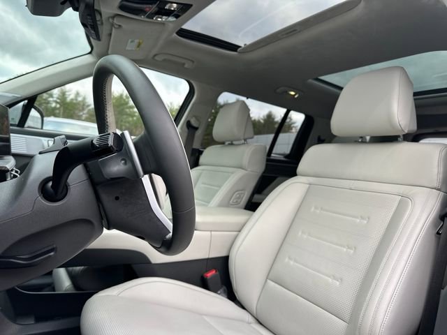 Used 2025 Hyundai Santa Fe Calligraphy image 14