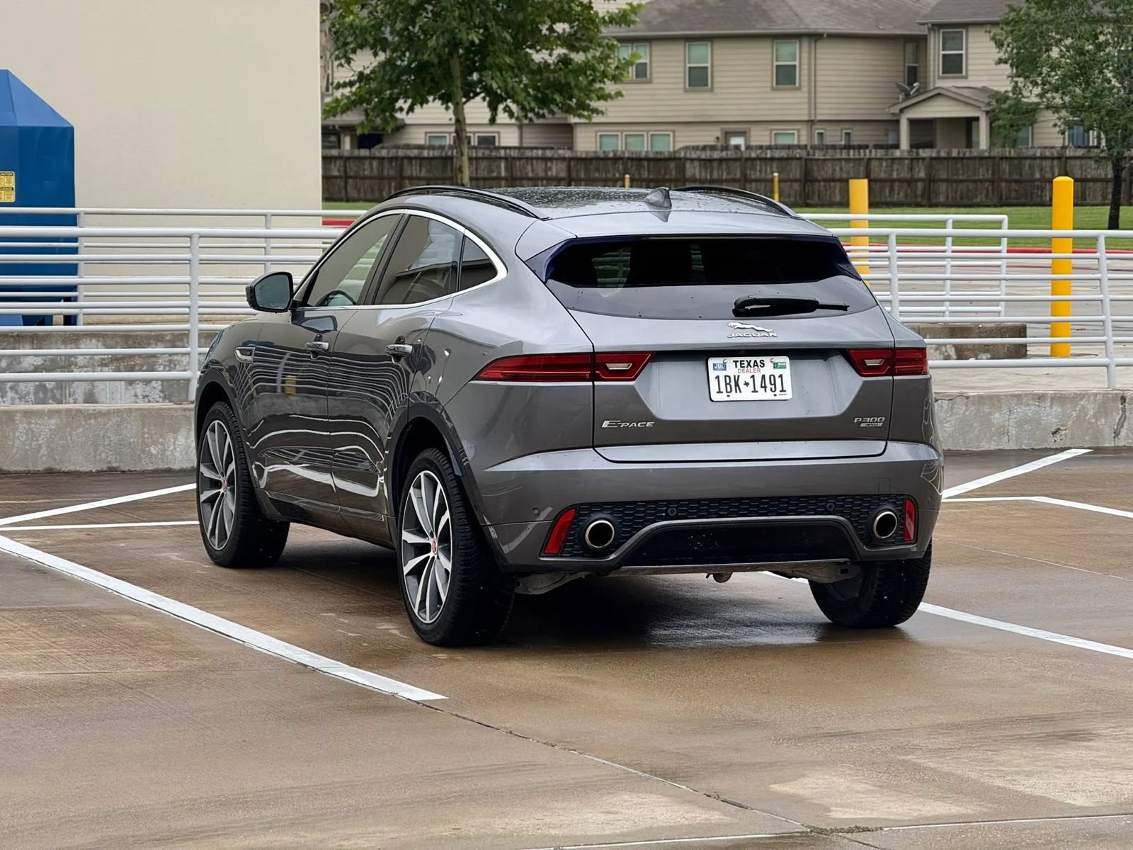 Used 2018 Jaguar E-PACE R-Dynamic HSE AWD/4WD image 5
