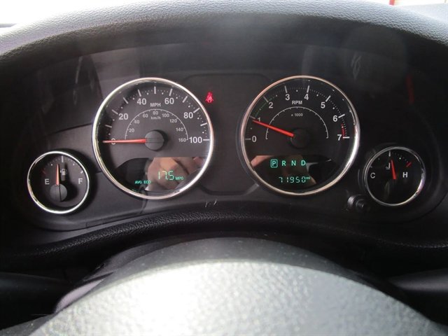 Used 2016 Jeep Wrangler Sahara w/ Dual Top Group image 19