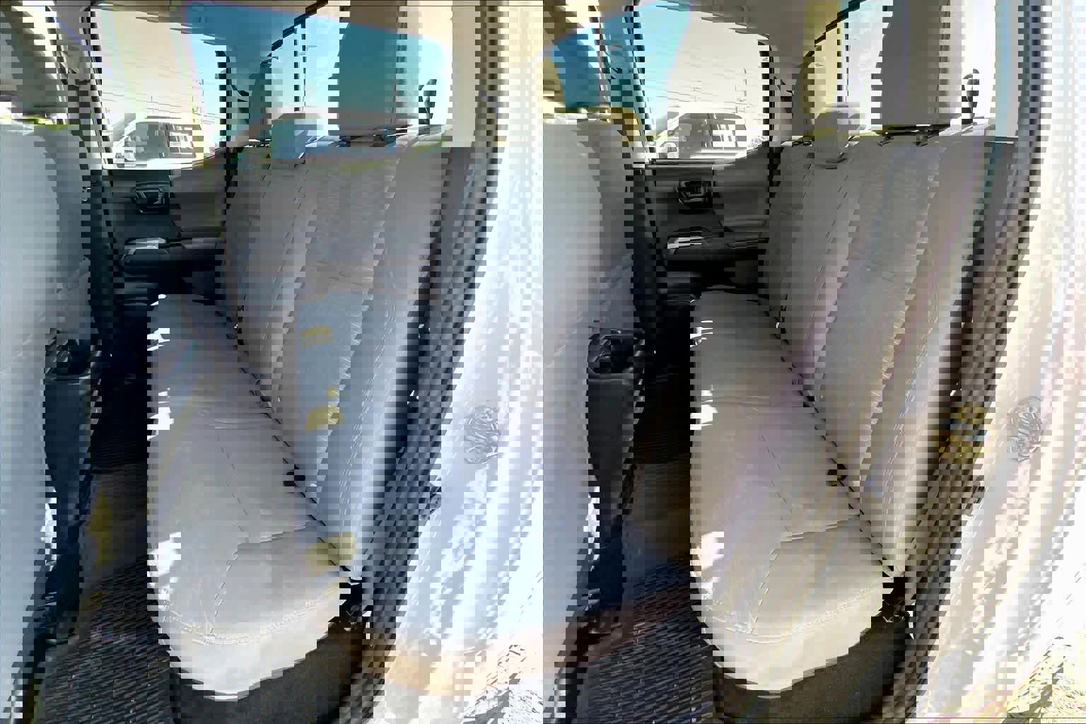 Used 2017 Toyota Tacoma SR5 image 20