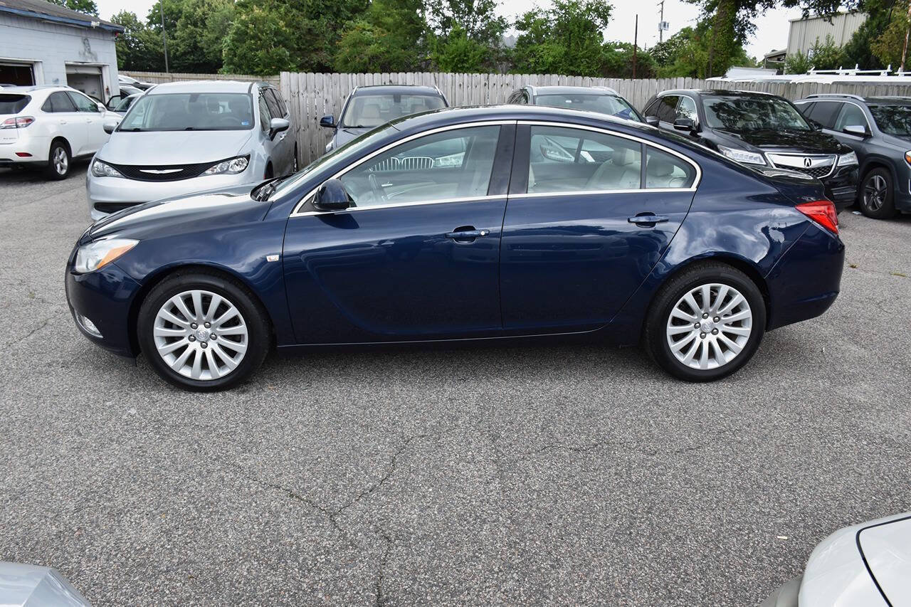 Used 2011 Buick Regal CXL FWD image 2