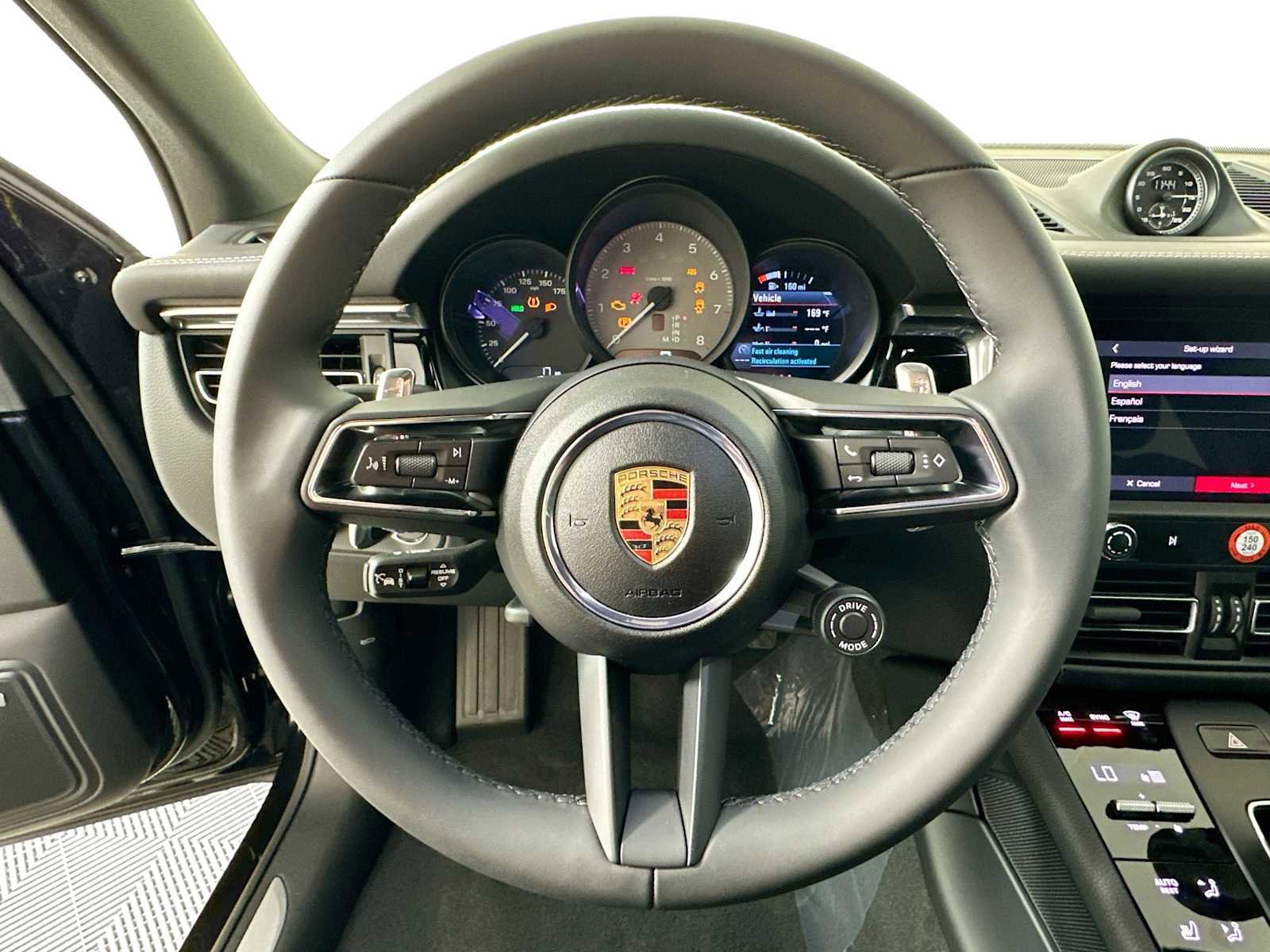 New 2025 Porsche Macan S image 14