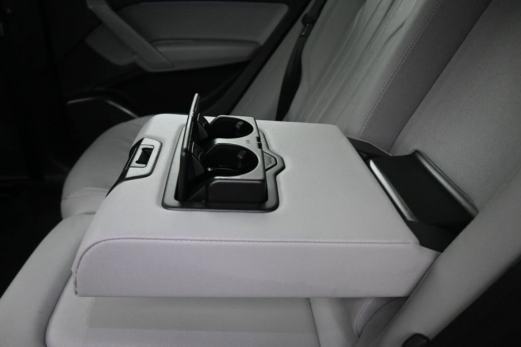 Used 2022 Audi Q5 2.0T Premium AWD/4WD image 35