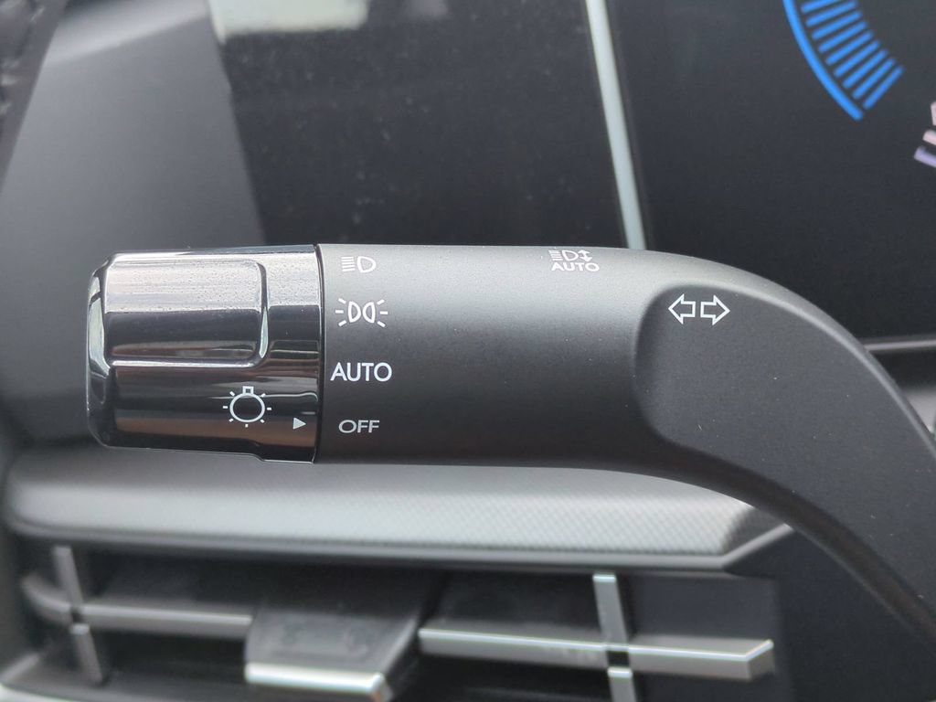 New 2027 Hyundai Santa Fe SE FWD image 30