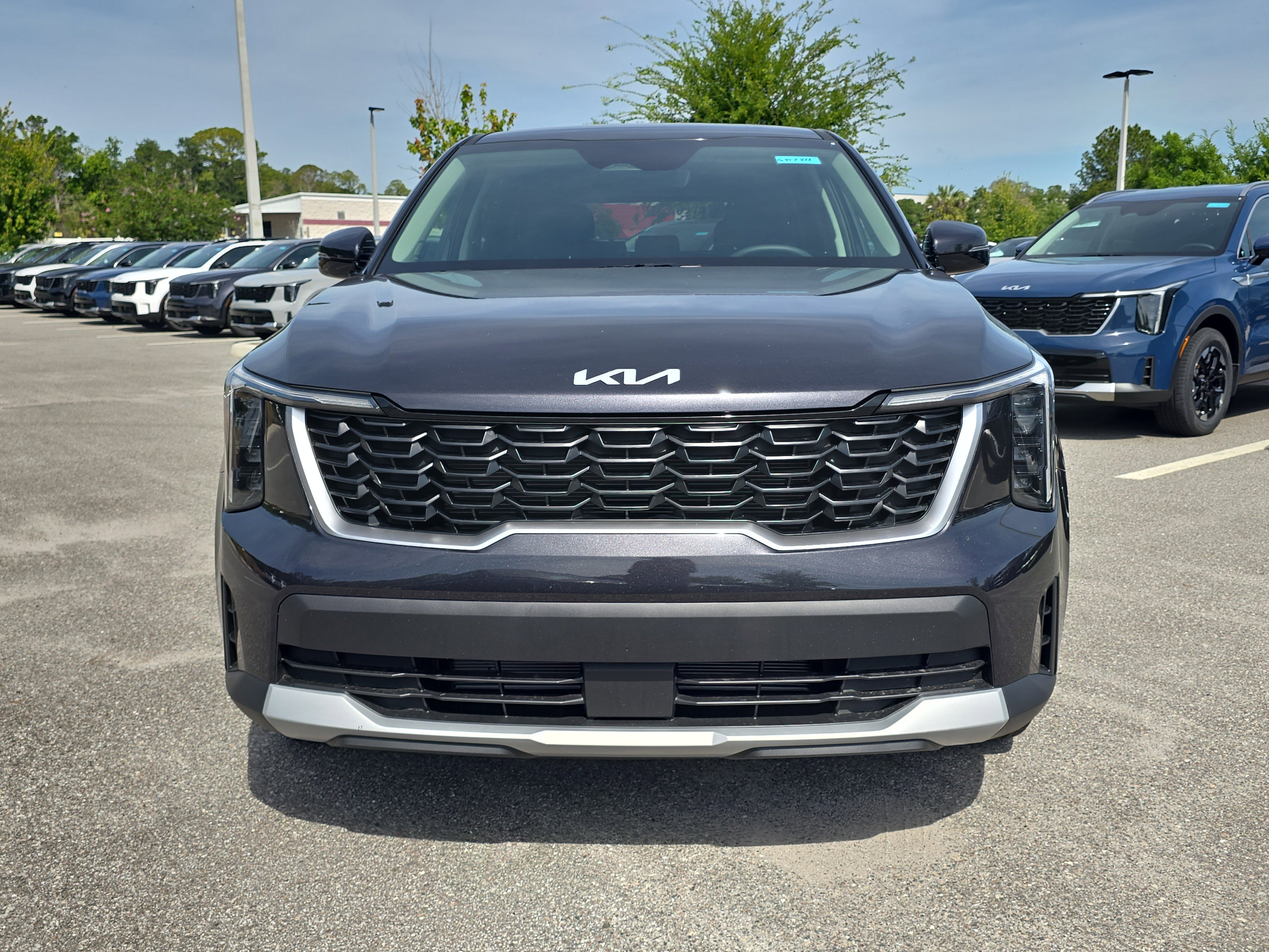 New 2026 Kia Sorento LX FWD image 3