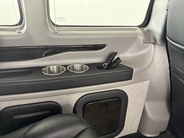 New 2024 Chevrolet Express 2500 Extended image 39